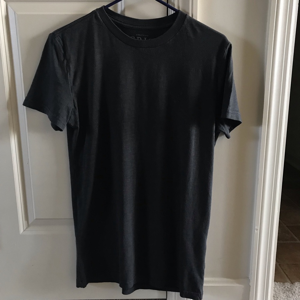 American Eagle Charcoal Gray Tee
